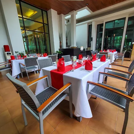 Tara Angkor Hotel Siem Reap Exterior photo